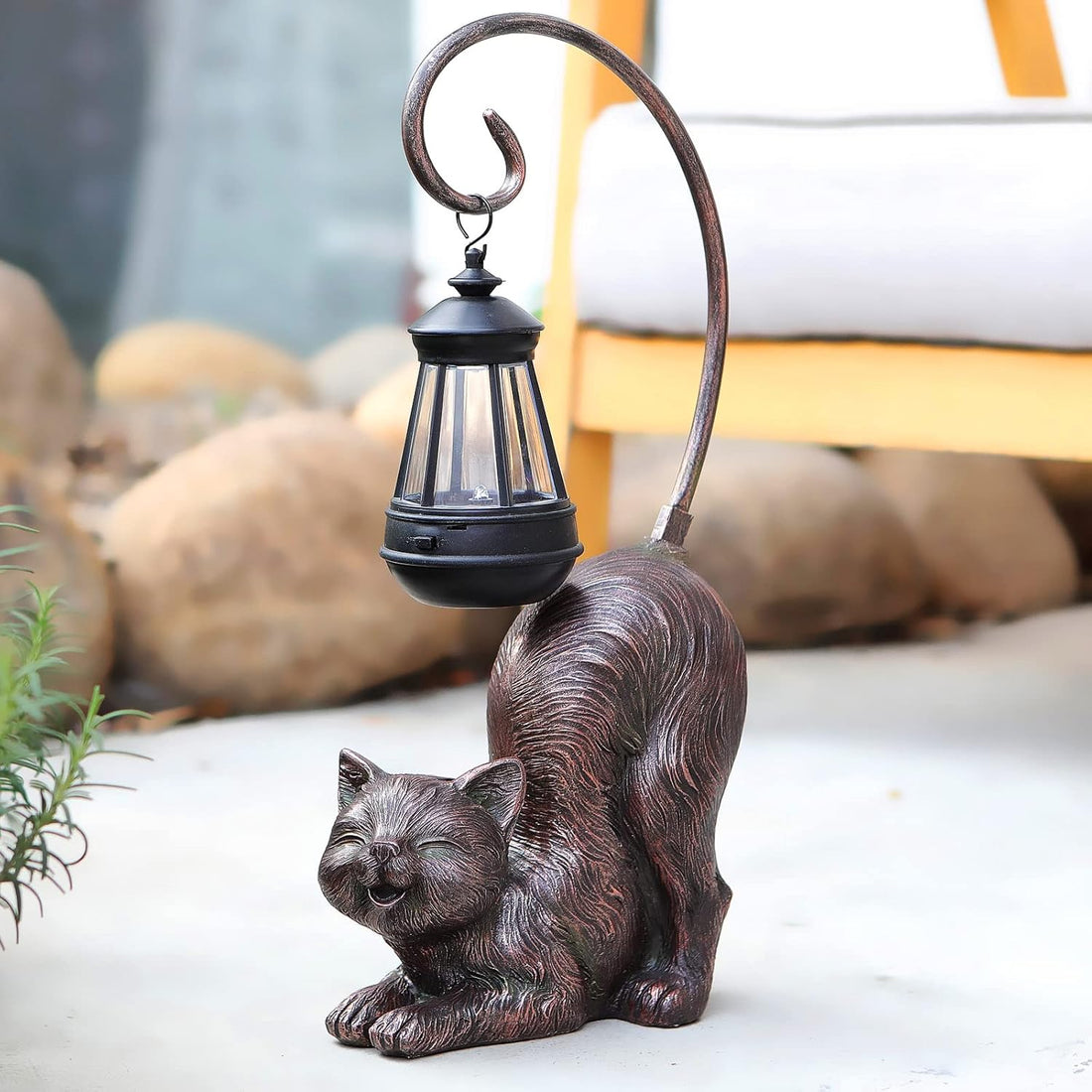 Laughing Cat Figurine with Solar-Powered LED Light, 15.7 Inches Tall Antique Bronze, Perfect for Gift Garden Decor or Housewarming for Cat Lovers.