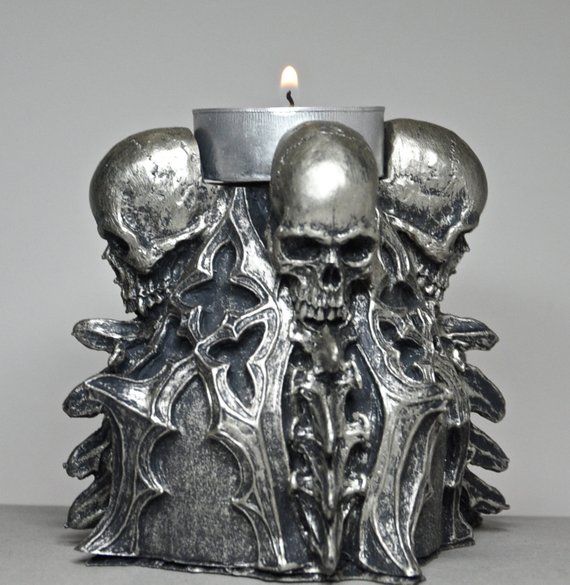 Requiem Gothic Candle Holder – Skull & Bones Spooky Decor